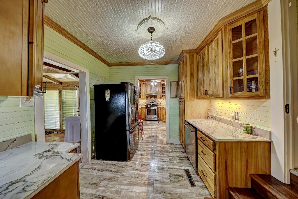 101 N 11th Street Junction TX 76849