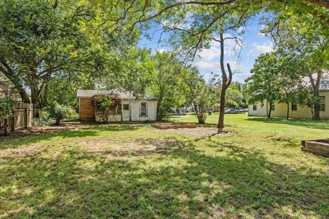 306 E College Street Fredericksburg TX 78624