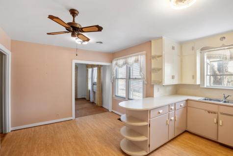 811 Franklin Fredericksburg TX 78624