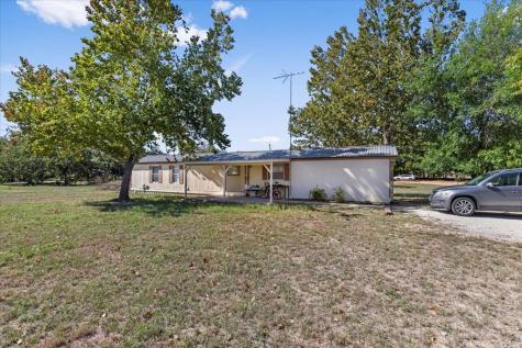 1411 B Democrat Street Blanco TX 78606