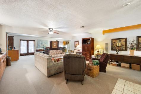 14691 Us Highway 290 Stonewall TX 78671