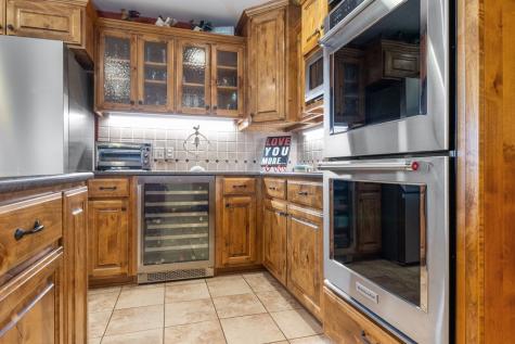 647 Funf Kinder Road Fredericksburg TX 78624