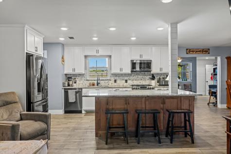 106 Bobwhite Trail Fredericksburg TX 78624