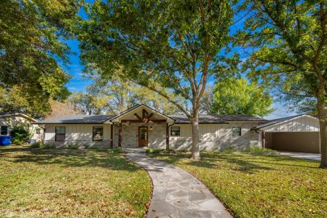 2404 W Commerce Street San Saba TX 76869