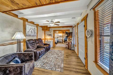 207 S Bowie Fredericksburg TX 78624