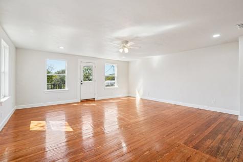 1513 Jefferson Street Kerrville TX 78028