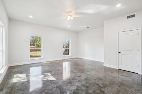 1513 Jefferson Street Kerrville TX 78028