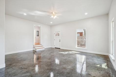 1513 Jefferson Street Kerrville TX 78028
