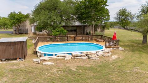 1770 Logans Way Blanco TX 78606