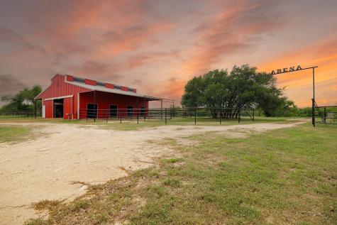 1770 Logans Way Blanco TX 78606