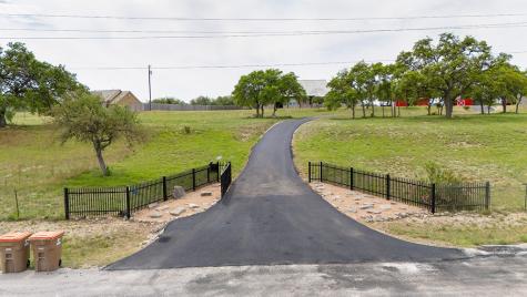 1770 Logans Way Blanco TX 78606