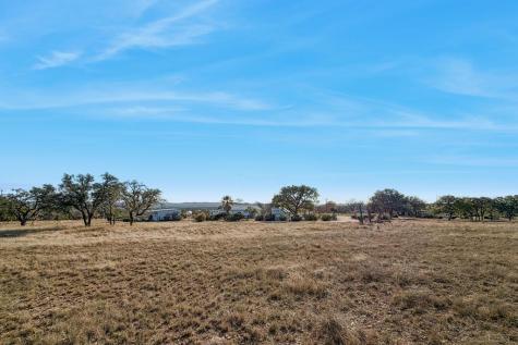 521 Bluff Creek Road Center Point TX 78010