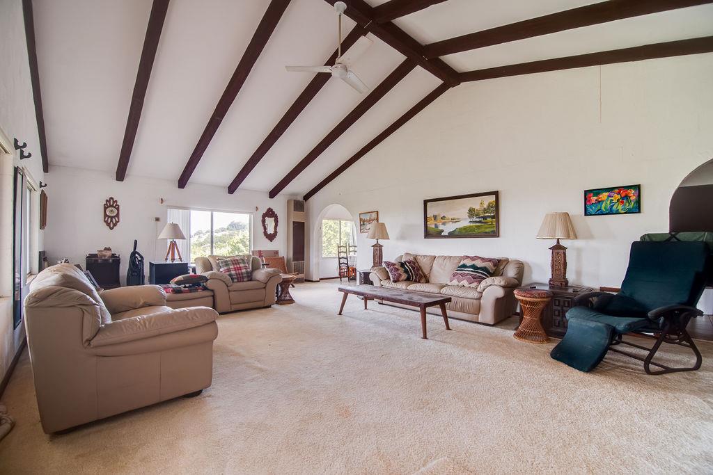 999 Royal Oaks Loop Fredericksburg TX 78624