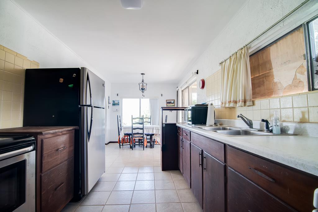 999 Royal Oaks Loop Fredericksburg TX 78624