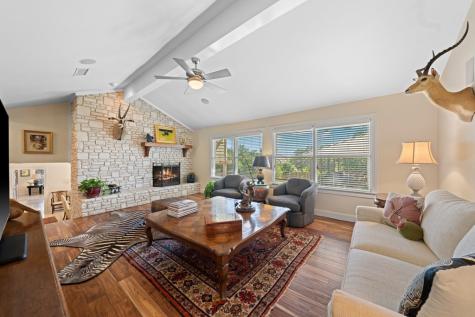 407 Spring Mill Drive Kerrville TX 78028
