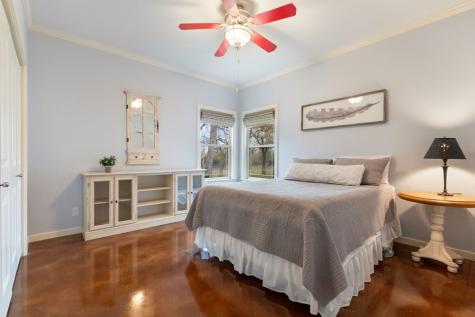 1811 N Llano Street Fredericksburg TX 78624