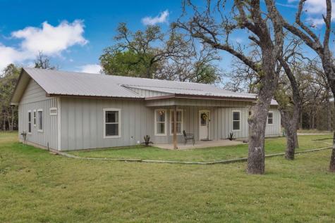 1811 N Llano Street Fredericksburg TX 78624