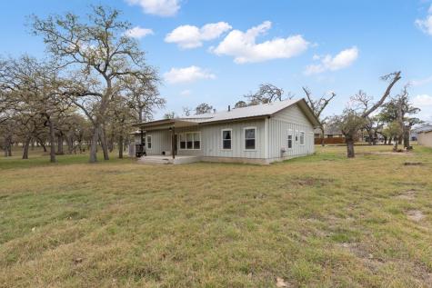 1811 N Llano Street Fredericksburg TX 78624