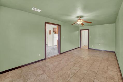512 S Mesquite Street Fredericksburg TX 78624