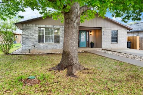 512 S Mesquite Street Fredericksburg TX 78624