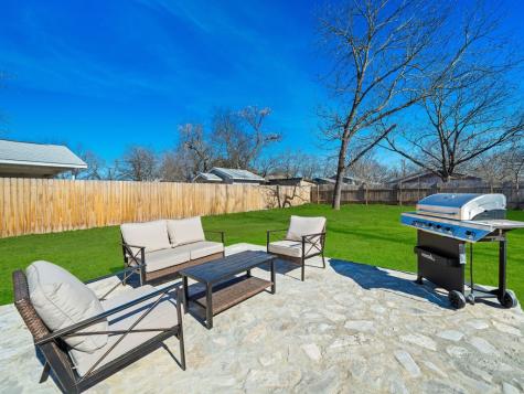 511 Olive Street Fredericksburg TX 78624