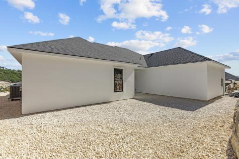 1827 N Foothills Drive Kerrville TX 78028