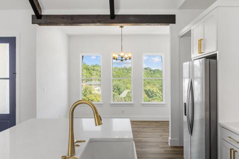 1827 N Foothills Drive Kerrville TX 78028