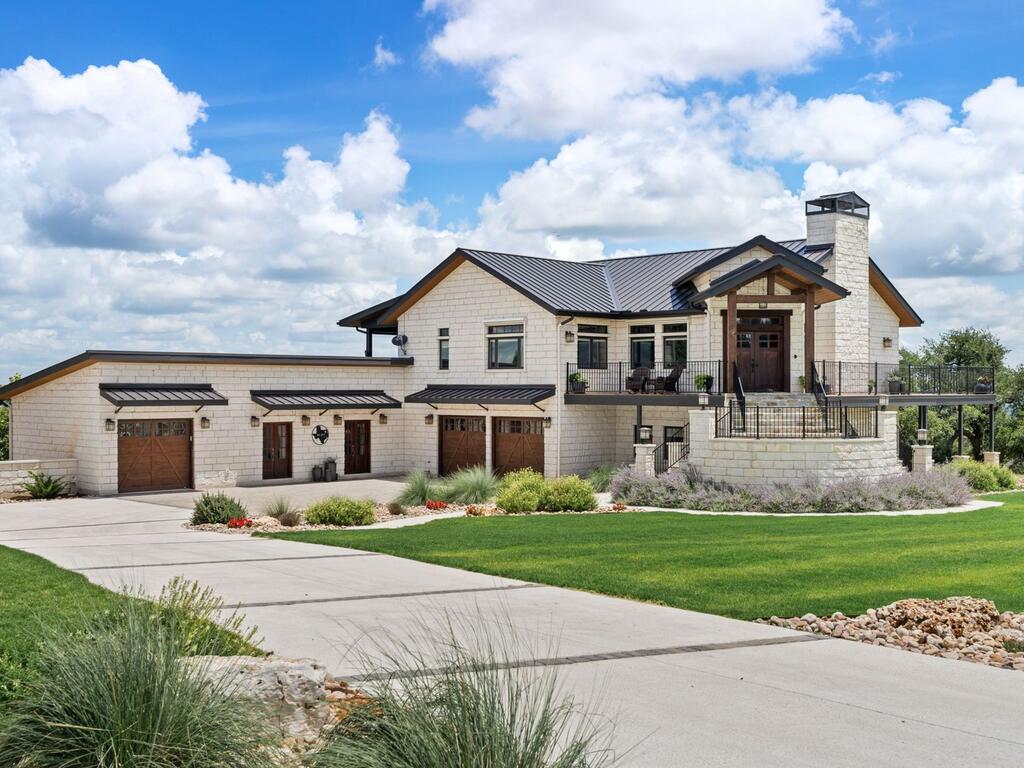 115 Trophy Oak Point Fredericksburg TX 78624