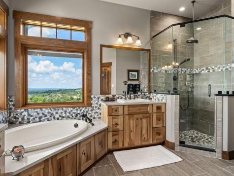 115 Trophy Oak Point Fredericksburg TX 78624