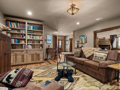 115 Trophy Oak Point Fredericksburg TX 78624