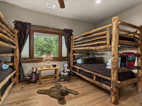 115 Trophy Oak Point Fredericksburg TX 78624