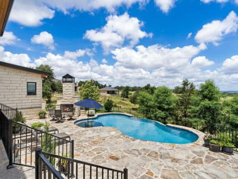 115 Trophy Oak Point Fredericksburg TX 78624