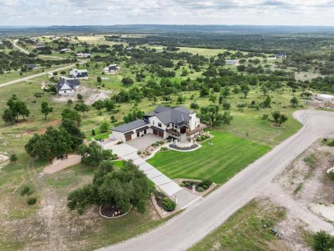 115 Trophy Oak Point Fredericksburg TX 78624