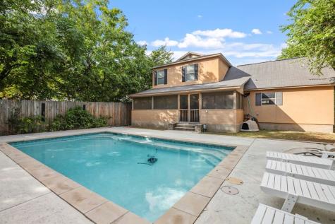 219 W Creek Street Fredericksburg TX 78624