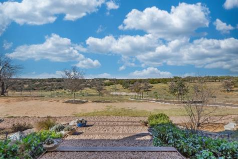 612 Sugar Creek Trail Fredericksburg TX 78624