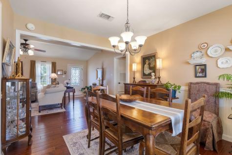 211 W Driftwood Drive Fredericksburg TX 78624