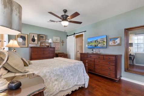 211 W Driftwood Drive Fredericksburg TX 78624