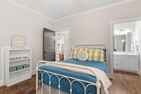 419 E Travis Street Fredericksburg TX 78624