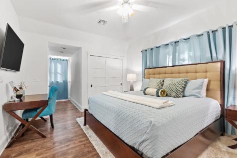 419 E Travis Street Fredericksburg TX 78624