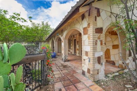 1237 Hollmig Lane Fredericksburg TX 78642