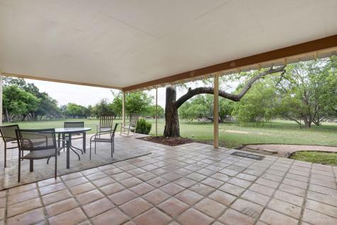 1237 Hollmig Lane Fredericksburg TX 78642