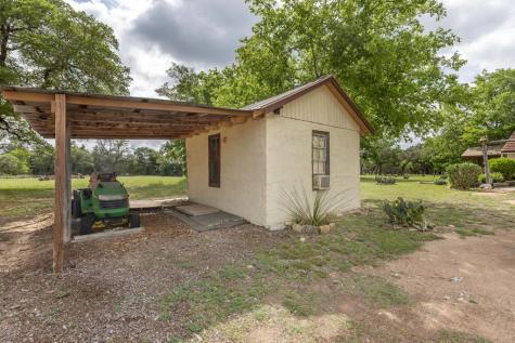 1237 Hollmig Lane Fredericksburg TX 78642