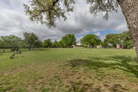 1237 Hollmig Lane Fredericksburg TX 78642