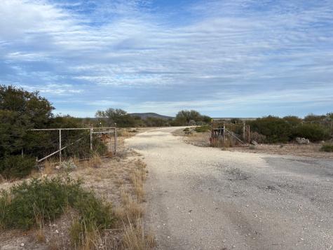 253 Molley Road Brackettville TX 78832