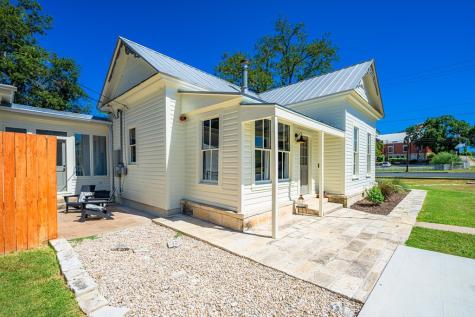 501 W San Antonio Street Fredericksburg TX 78624