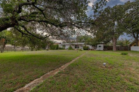1206 Crenwelge Drive Fredericksburg TX 78624