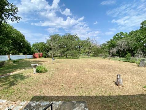 1206 Crenwelge Drive Fredericksburg TX 78624