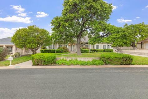 2208 Amberstone Fredericksburg TX 78624