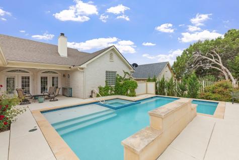 2208 Amberstone Fredericksburg TX 78624