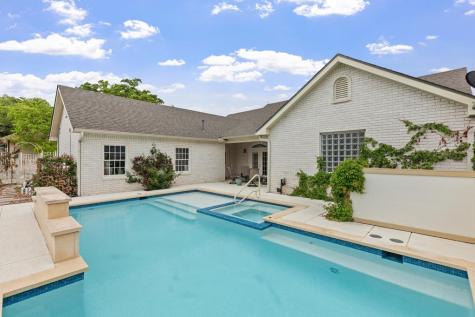 2208 Amberstone Fredericksburg TX 78624